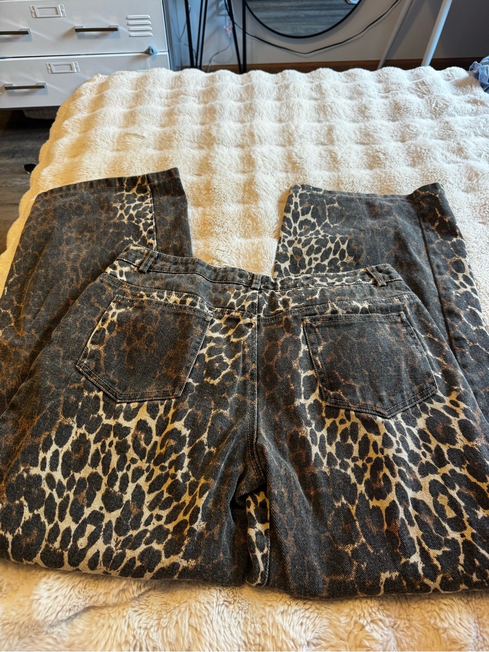 Edikted leapord print jeans